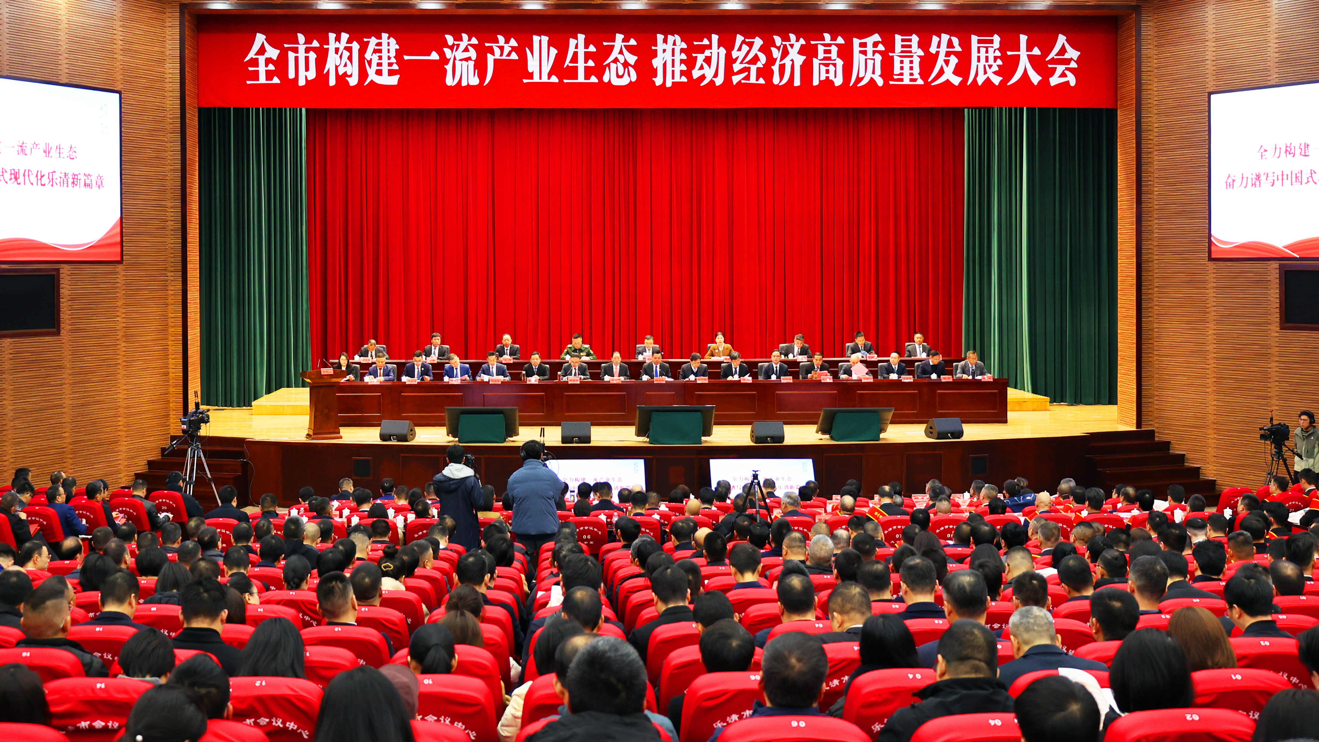 开门捷报！恒峰g22获多项“热辣滚烫”大奖